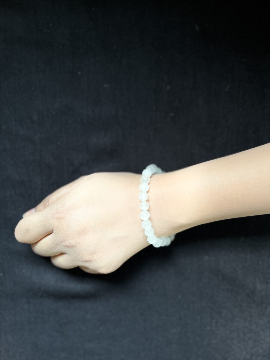 Selenite Bracelet for Aura cleansing - Image 3